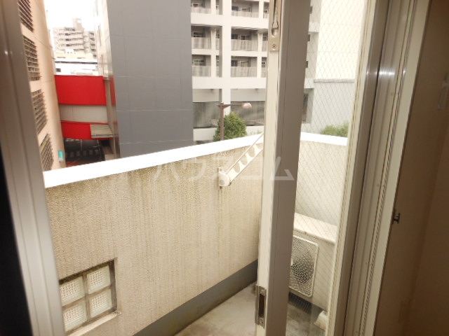 17/29 バルコニー