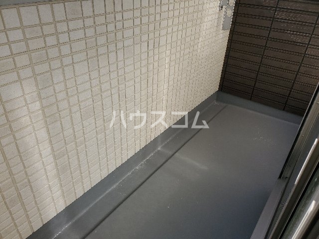 19/26 バルコニー