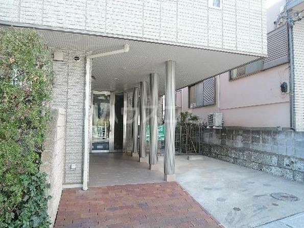 15/24 エントランス