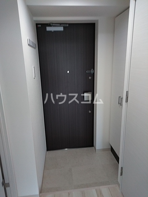 13/30 玄関