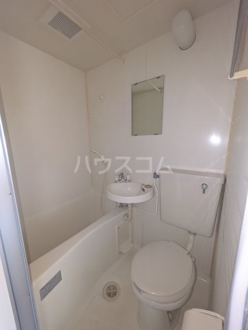 13/29 浴室
