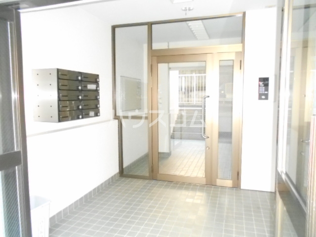 29/30 エントランス