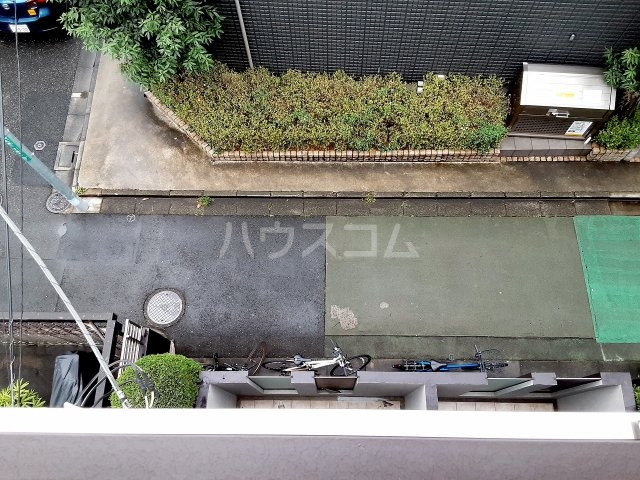 19/30 バルコニー