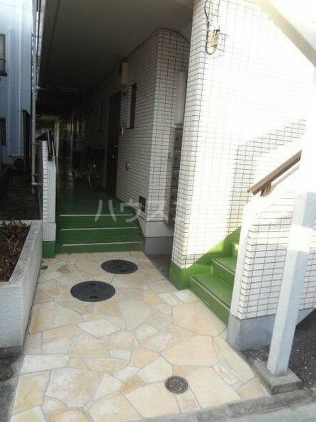 17/24 エントランス