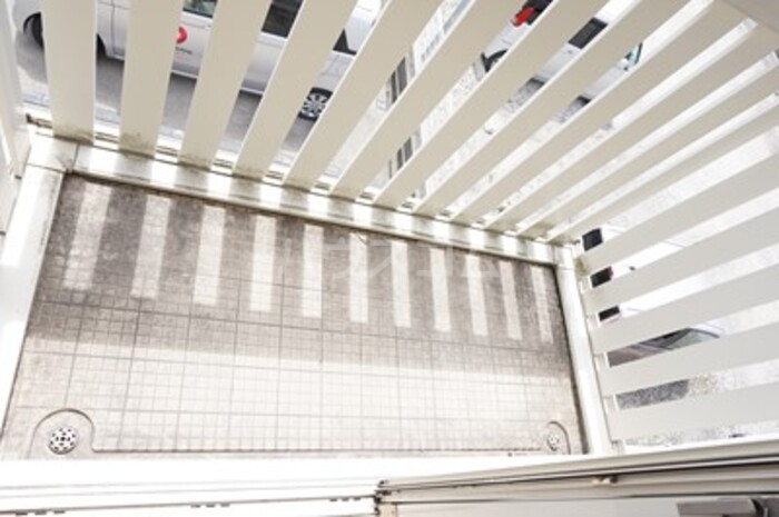 15/27 バルコニー