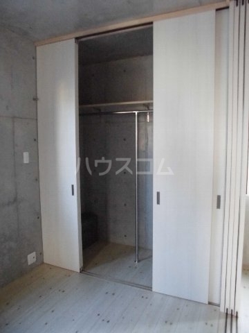 21/30 エントランス