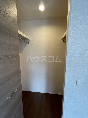 13/30 収納