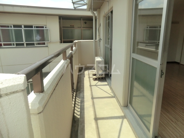 17/29 バルコニー