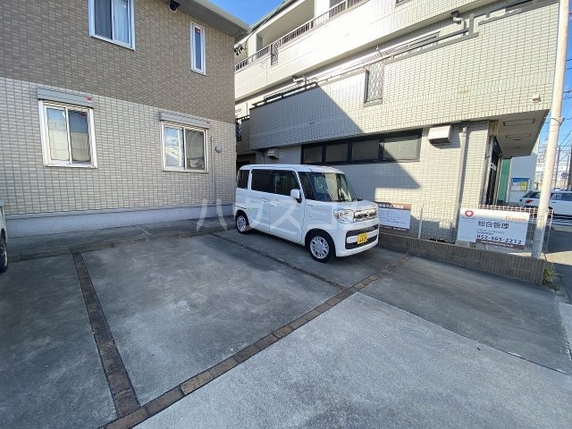 21/30 駐車場