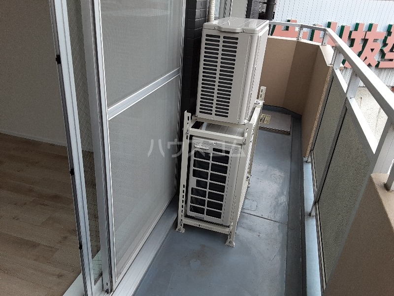 20/30 バルコニー