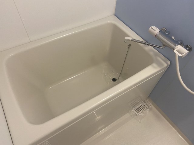 13/30 浴室