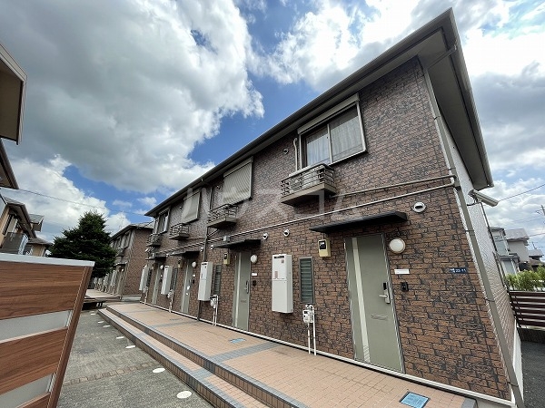 16/27 エントランス