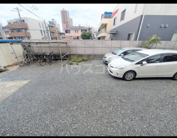 16/26 駐車場