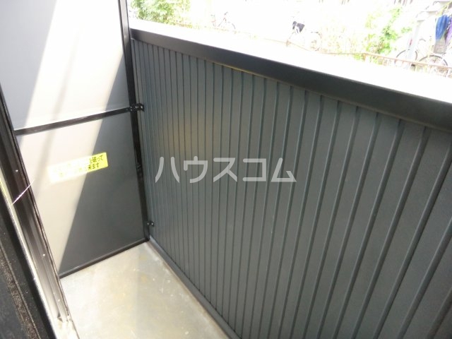 19/27 バルコニー