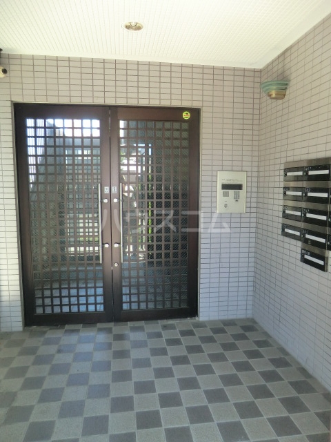 2/13 エントランス