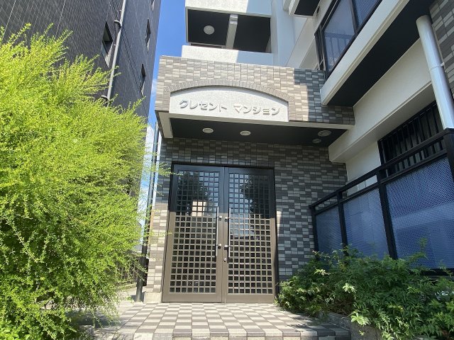 20/30 エントランス