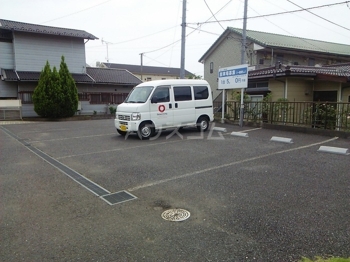 18/19 駐車場