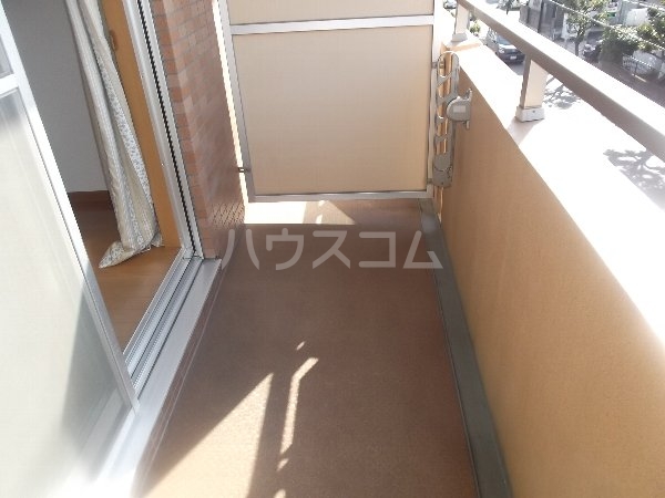 16/27 バルコニー