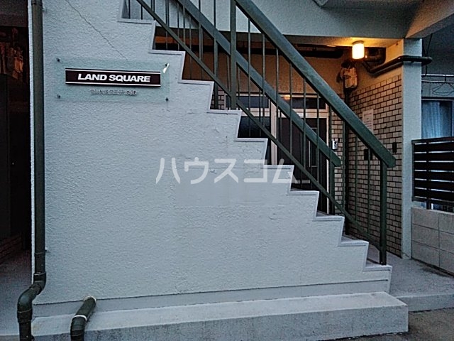 17/24 エントランス