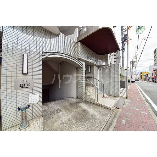 19/21 エントランス
