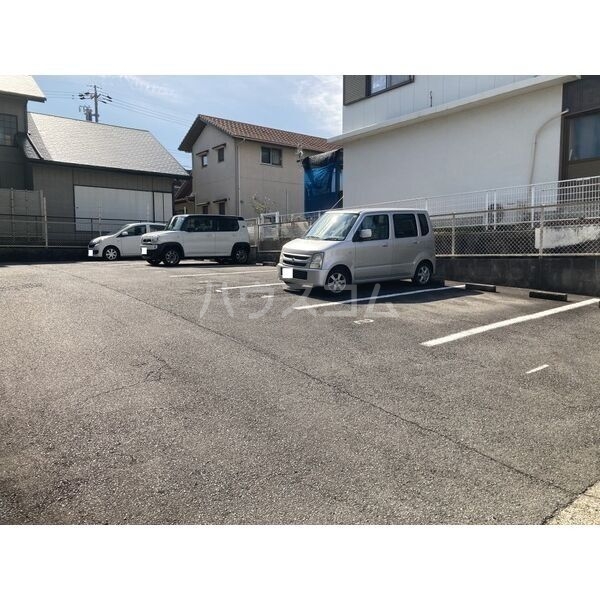 7/8 駐車場