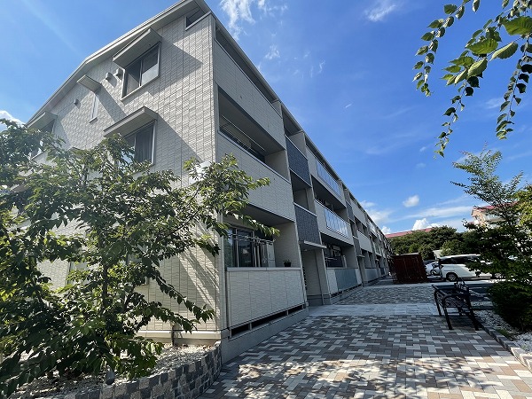 2/11 エントランス