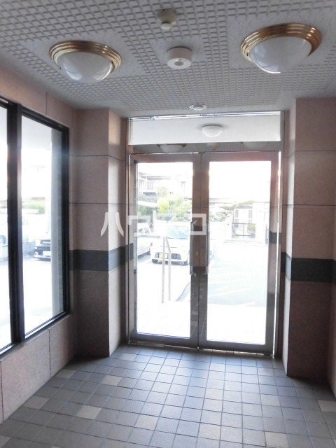 2/11 エントランス