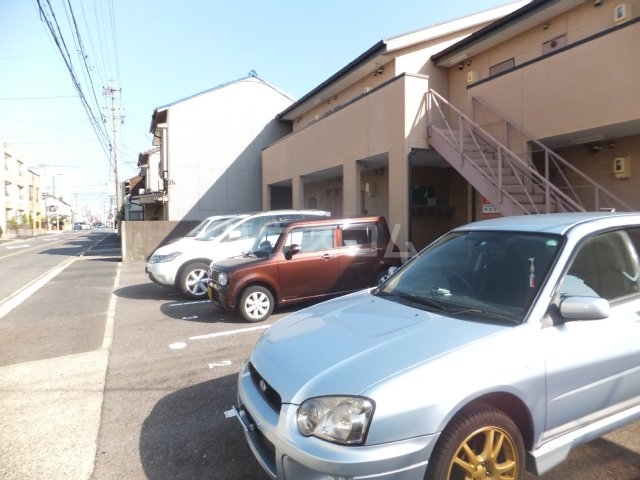 2/10 駐車場