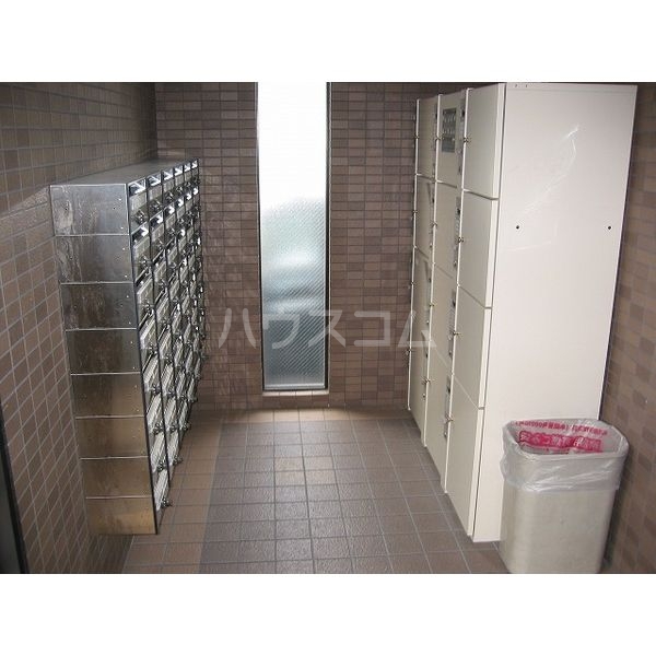 14/22 エントランス