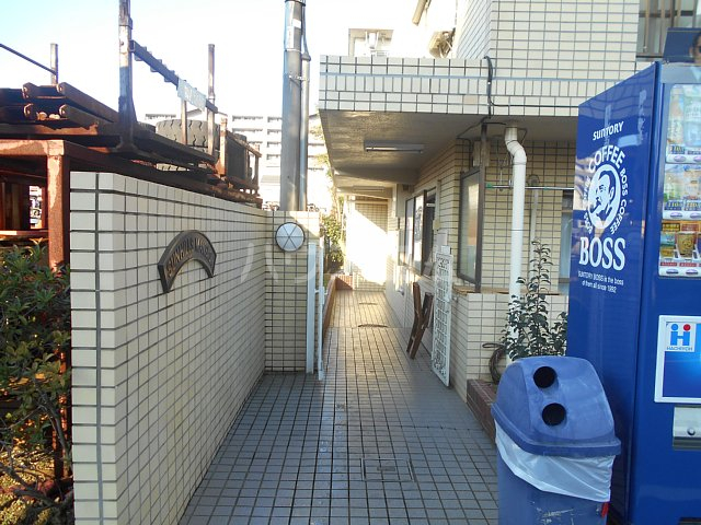 3/5 エントランス