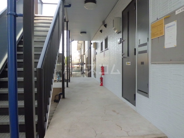 22/29 エントランス