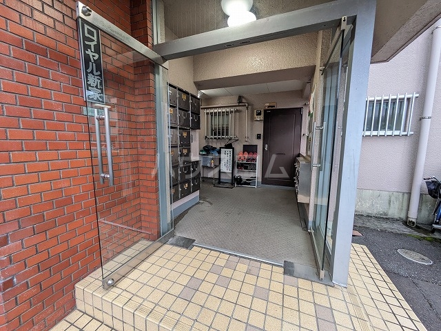 29/30 エントランス