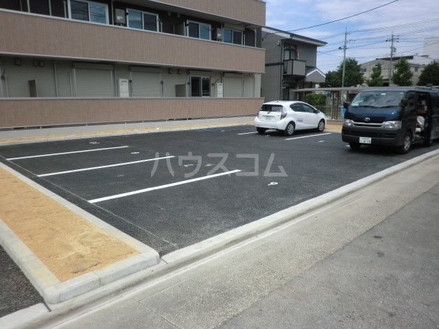 22/29 駐車場