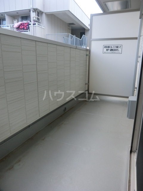 25/30 バルコニー