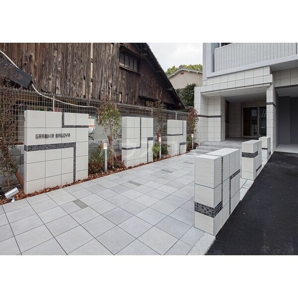 2/7 エントランス