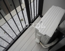 13/19 バルコニー