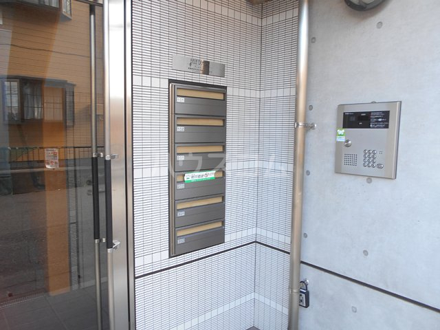 3/6 エントランス