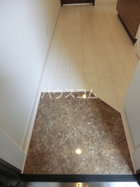5/23 玄関