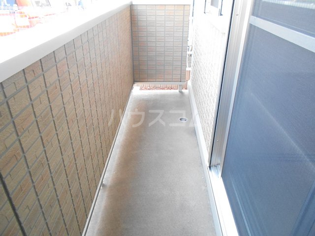 17/28 バルコニー