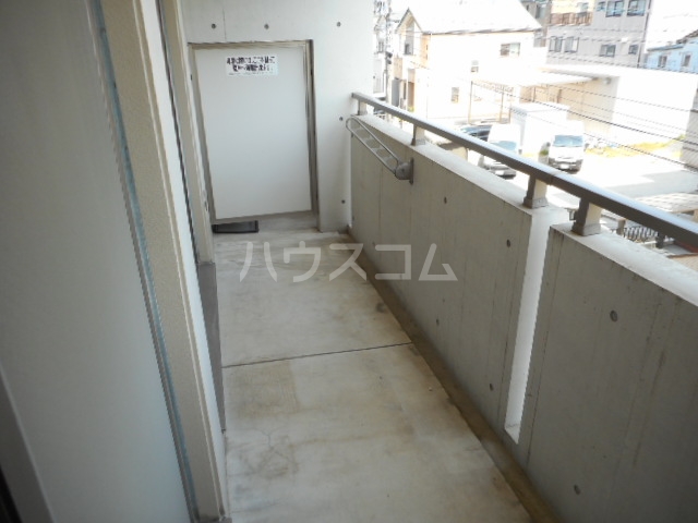 17/30 バルコニー