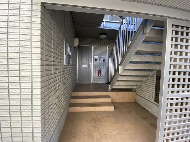 2/11 エントランス