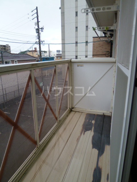 20/30 バルコニー