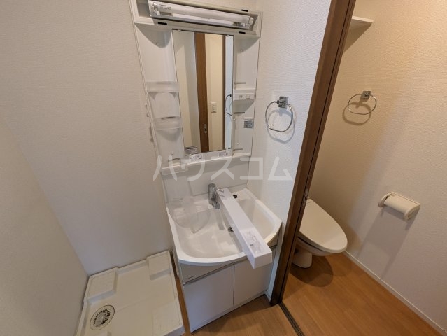15/30 洗面