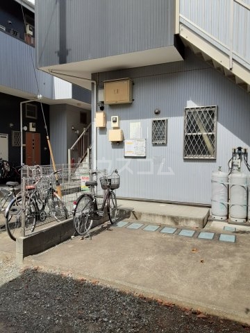 22/30 エントランス