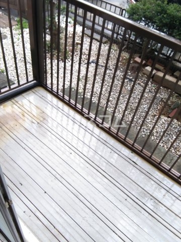 16/25 バルコニー