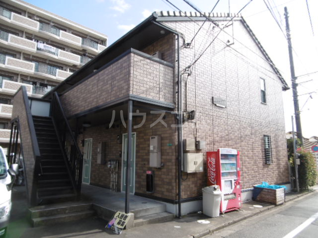 18/28 エントランス