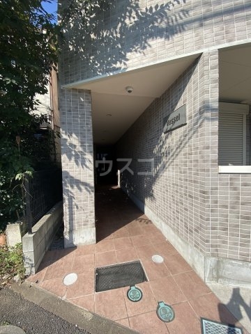 18/22 エントランス