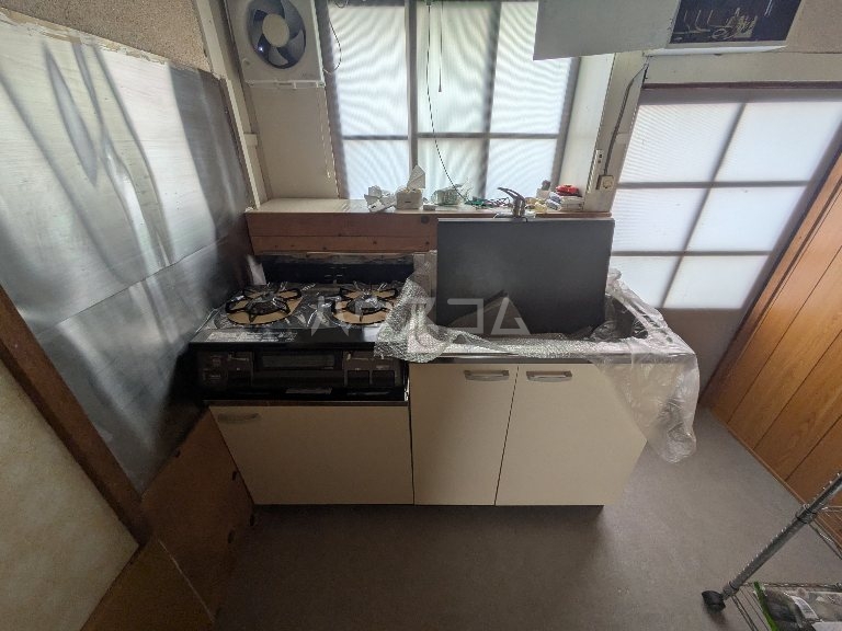 13/30 キッチン