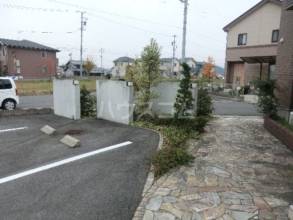 20/22 駐車場