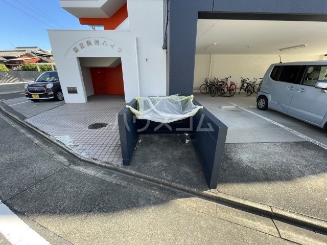 2/10 駐車場